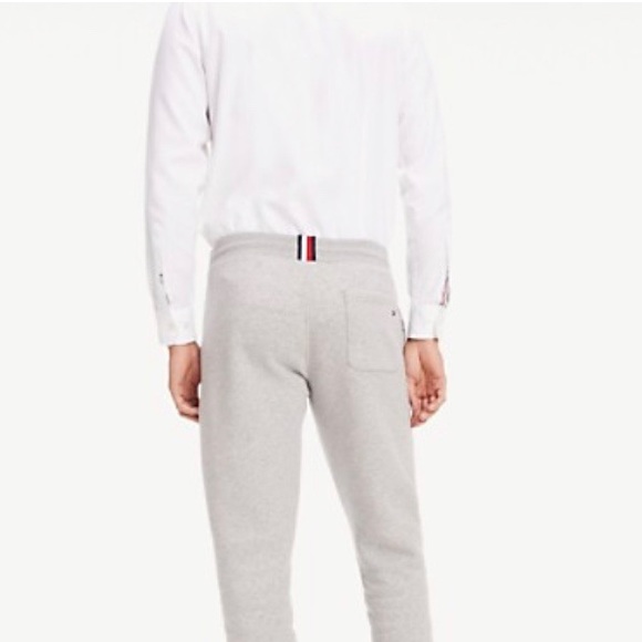 Tommy Hilfiger joggers - Picture 2 of 8